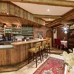 Sidan Restaurant&pizzeria Hotel