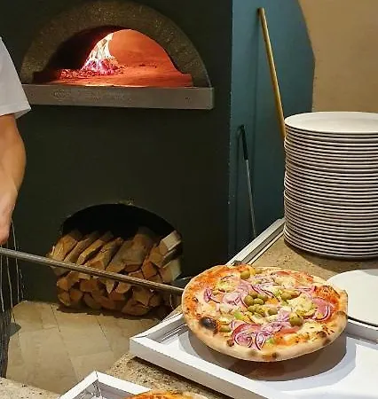 Sidan Restaurant & Pizzeria Hotell