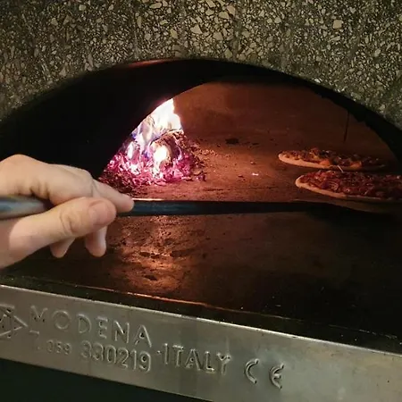 Sidan Restaurant & Pizzeria