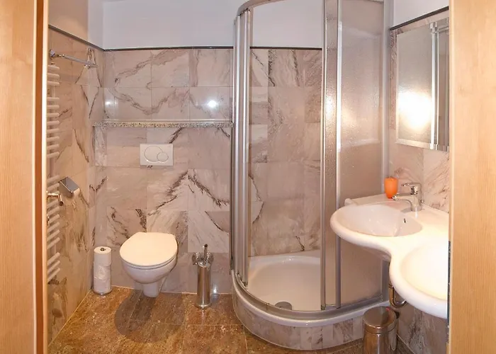 Restaurant Sidan فندق مبيت وإفطار 3*