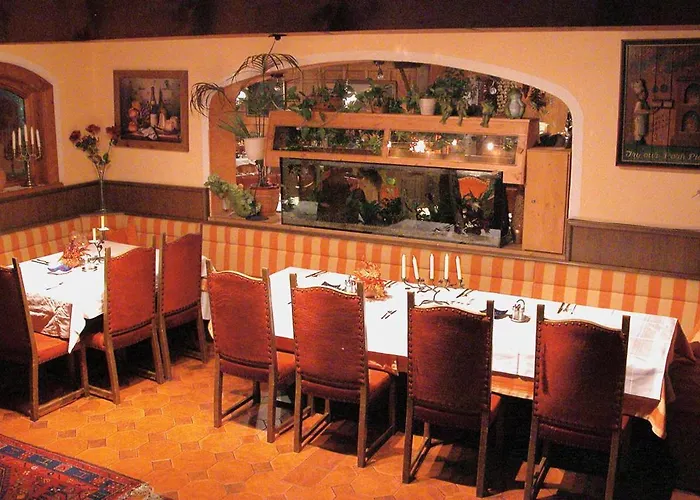 Restaurant Sidan فندق مبيت وإفطار 3*