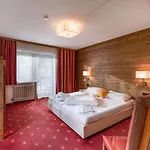 Sidan Restaurant & Pizzeria Hotel