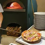 Sidan Restaurant & Pizzeria Hotel