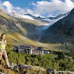 Sidan Restaurant & Pizzeria Hotel
