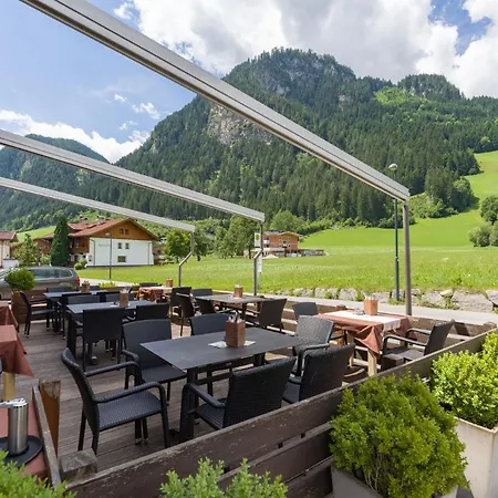 Couette-café Restaurant Sidan 3*